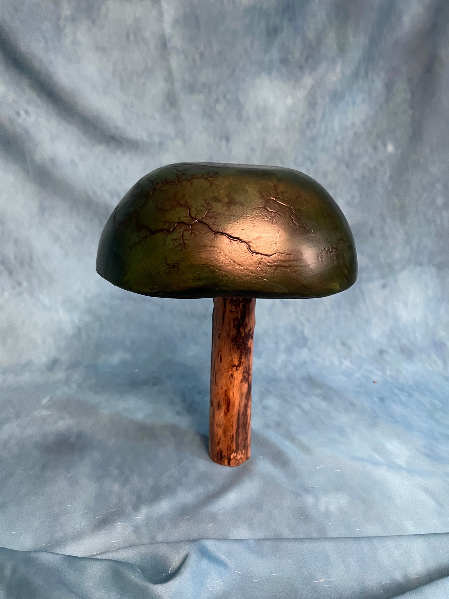 Teak Mushroom